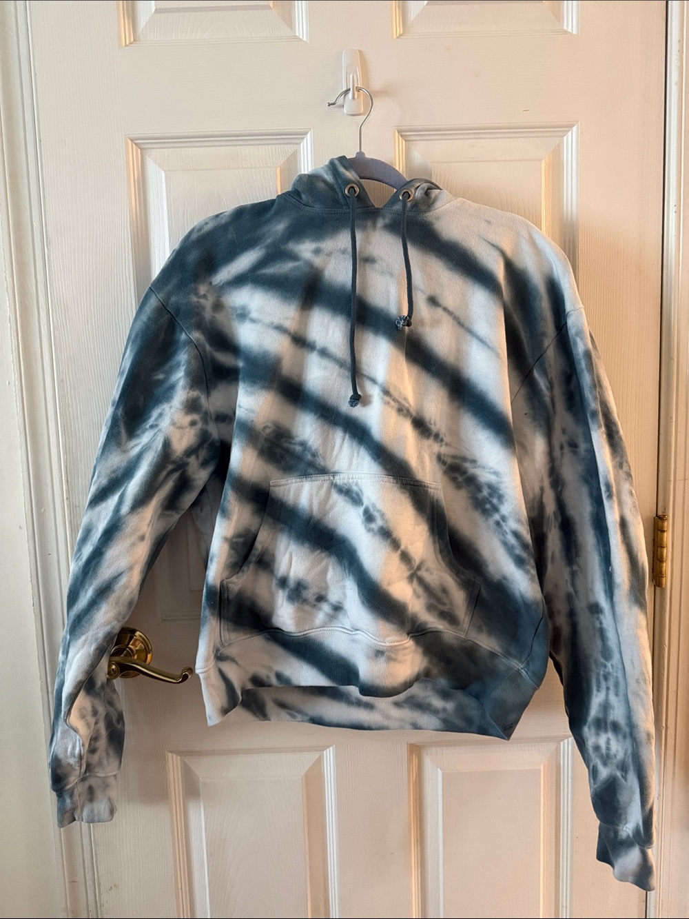 Good American Blue & White Tie-Dye Hooded Pullover